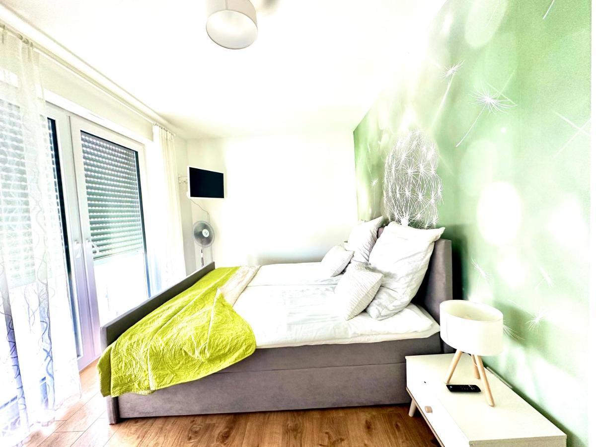 Panorama Penthouse Apartment Mit Klima Und Whirlpool Fuer Bis Zu 6 Personen Франкенталь Екстер'єр фото